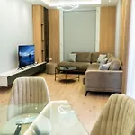 Apartment Signature 10