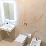 Signature 10 * Tirana