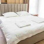 Signature 10 Apartment